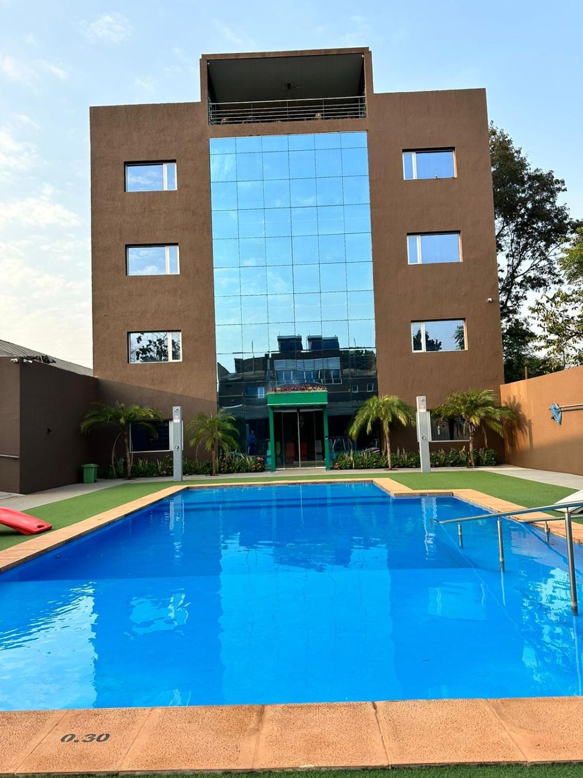 Hotel Boutique Genova Пуэрто-Игуасу Экстерьер фото