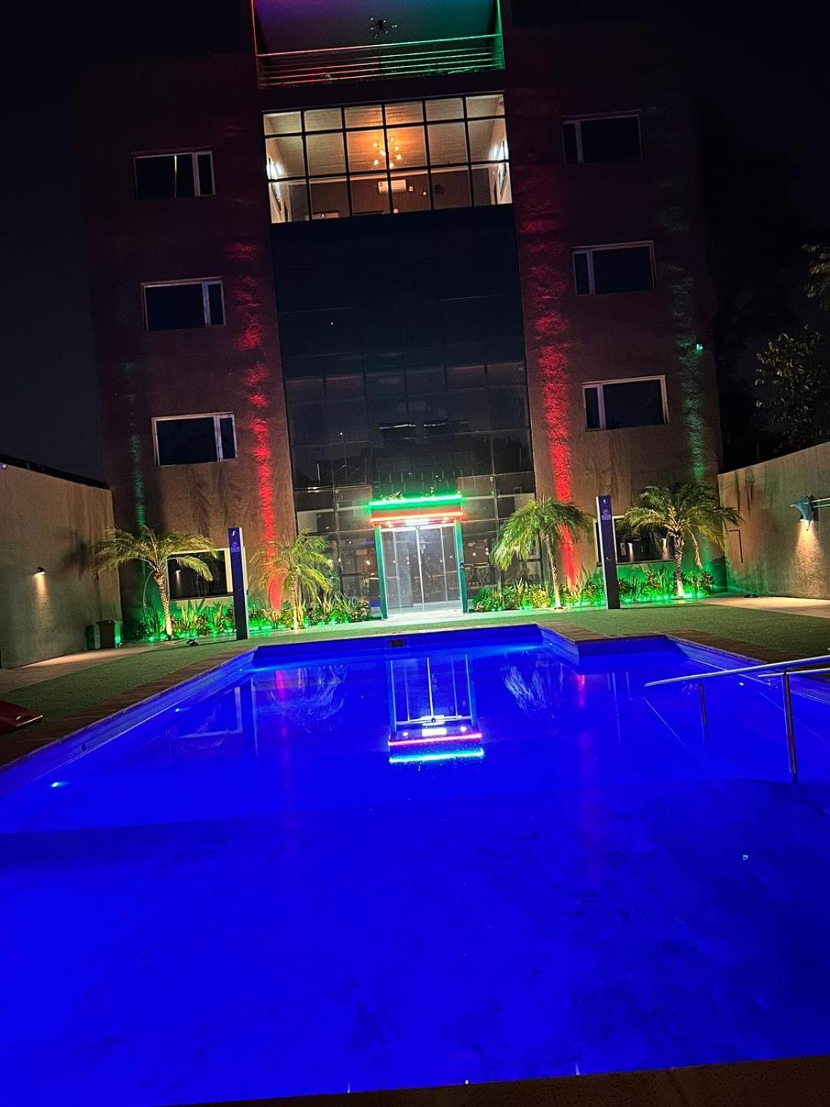 Hotel Boutique Genova Пуэрто-Игуасу Экстерьер фото